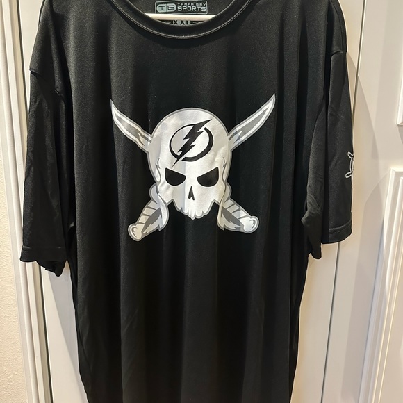 Tampa Bay Lightning Gasparilla Performance T-shirt - Picture 7 of 9
